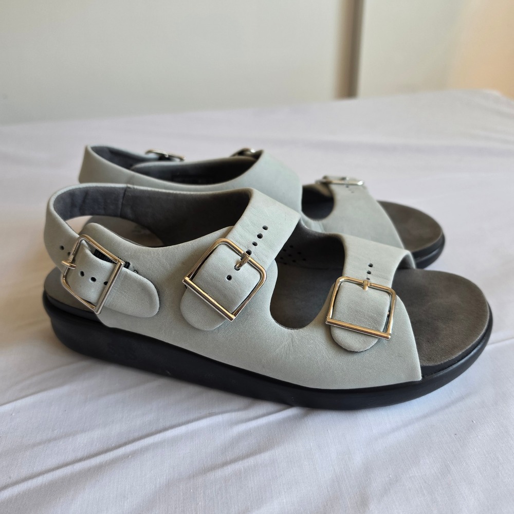 SAS Nudu Relaxed Heel Strap Sandal Sage Green Gray Leather Size 8.5 M